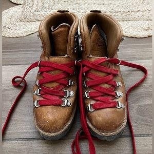 Danner Mountain Light Cascade | Women’s Sz 7.5